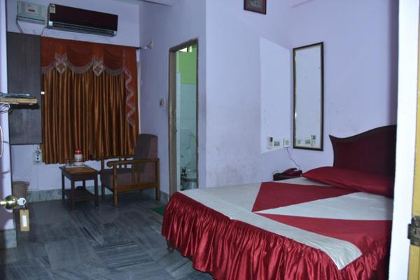 Hotel Sambit Palace Bhuvanesvar Kültér fotó